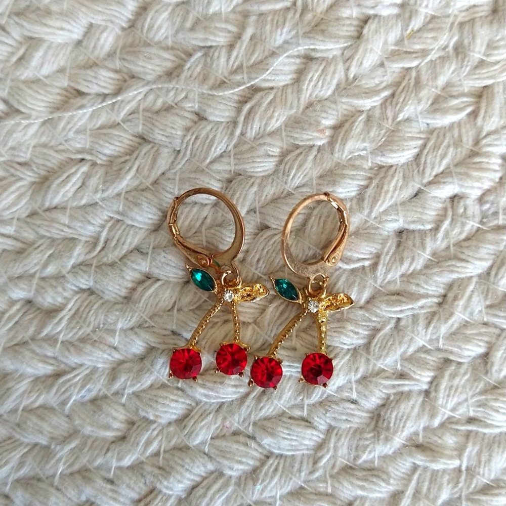 🌟 HOST PICK🌟 Gold Tone Cherry Earrings